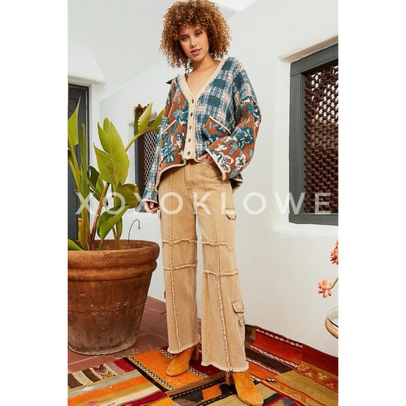 POL Choco Blue Floral Plaid Berber Fleece Button Down Cardigan - Picture 14 of 16